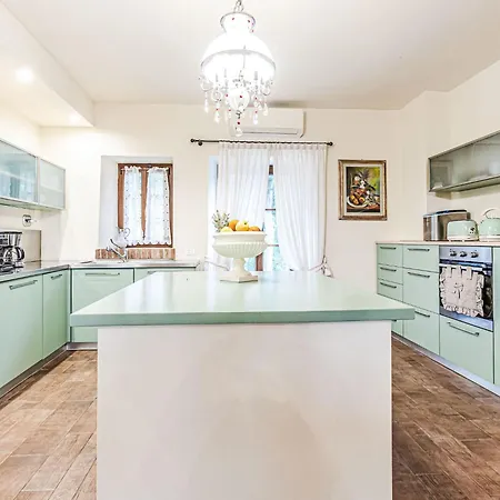 Chateau Le Siroque By Interhome Βίλα